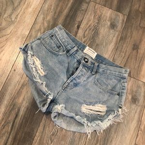 Womens super cute Free people One X OneTeaspoon cut off Bandits shorts Size 26